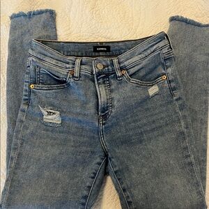 Express Women's Distressed Jeans